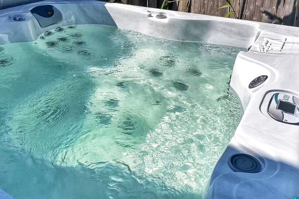 Hot Tub