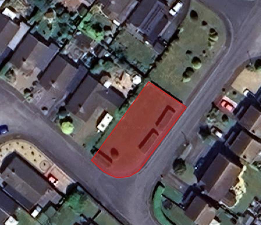 Cherry Tree Crescent - Auction Pic 2.png