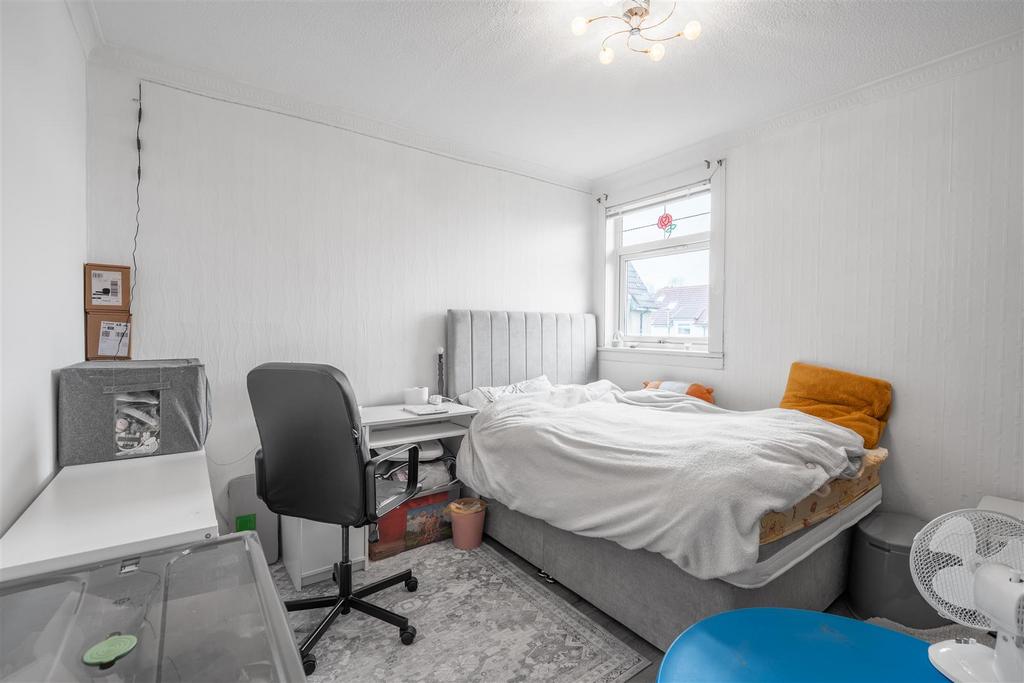 Bedroom.two-2.jpg