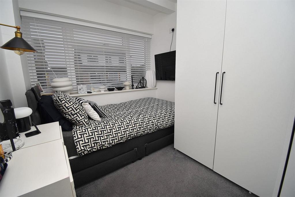 Bedroom Ground Floor.JPG