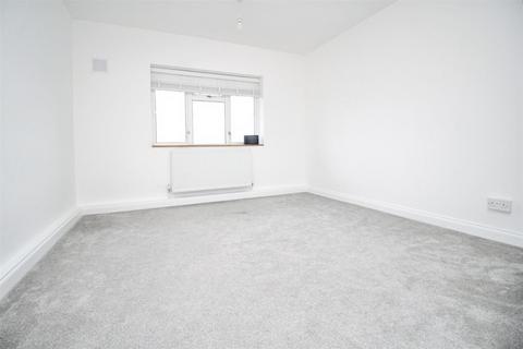 undefined, Bennetts End Road, Hemel Hempstead HP3