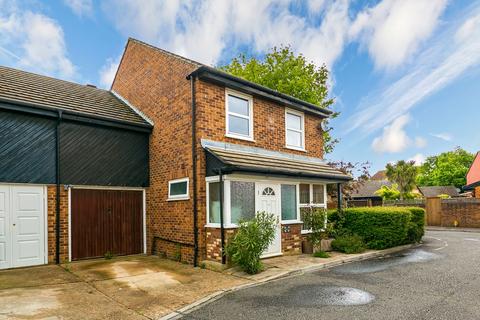 4 bedroom link detached house for sale, Thamesgate Close, Richmond, TW10