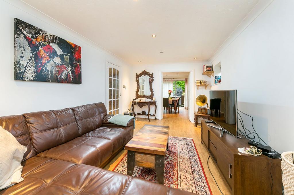 Front Reception/Lounge