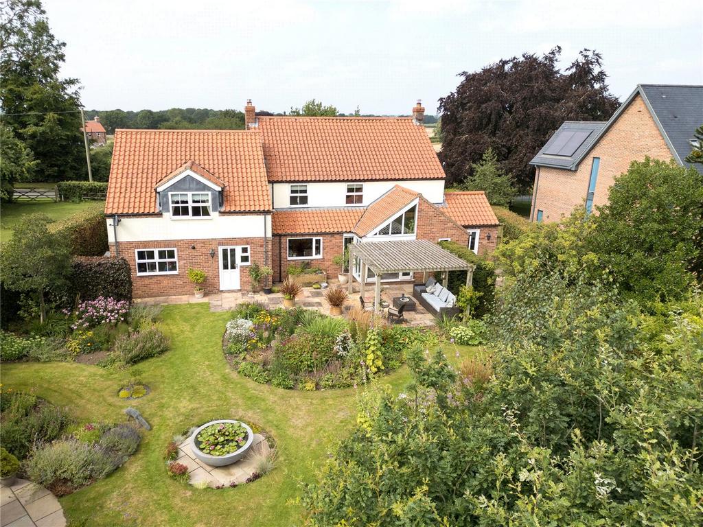 Rear External