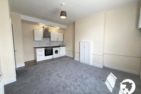 2 bedroom flat for sale, George Lane, London, SE13