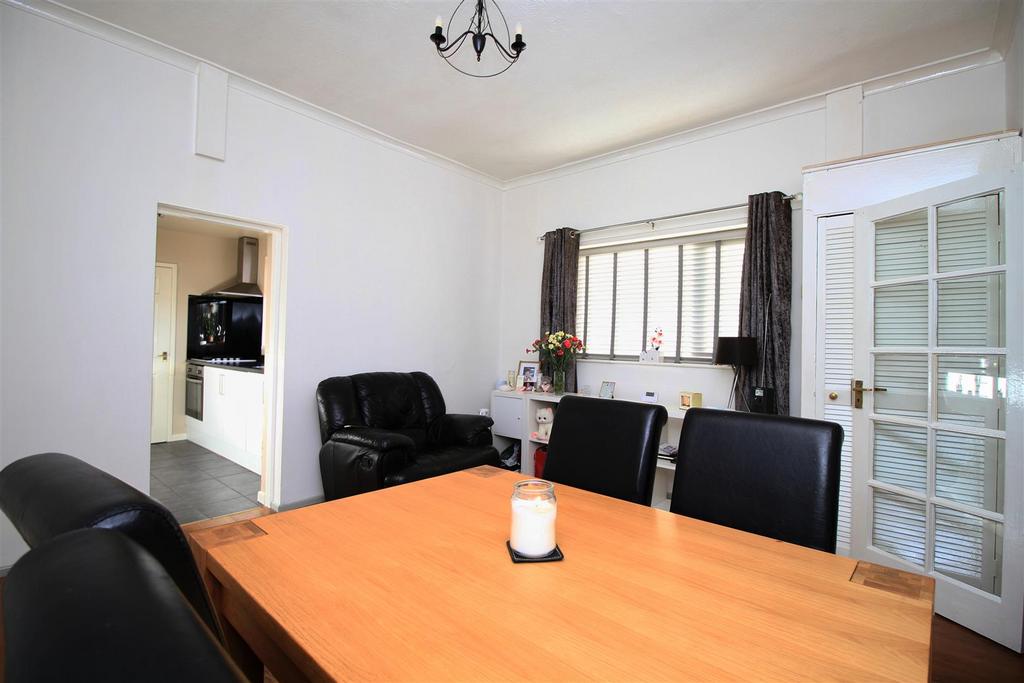 Dining Room.jpg