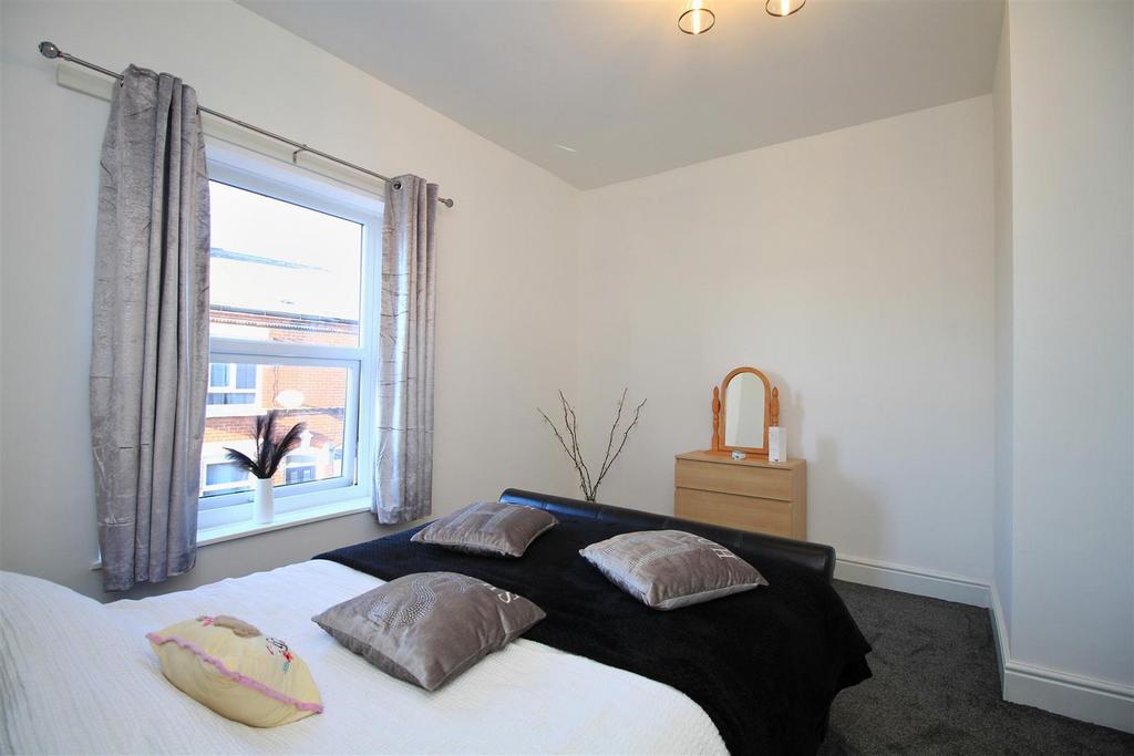 Bedroom One.jpg