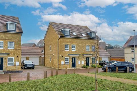 3 bedroom semi-detached house for sale, Eagle Close, Red Lodge