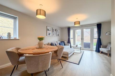 3 bedroom semi-detached house for sale, Eagle Close, Red Lodge