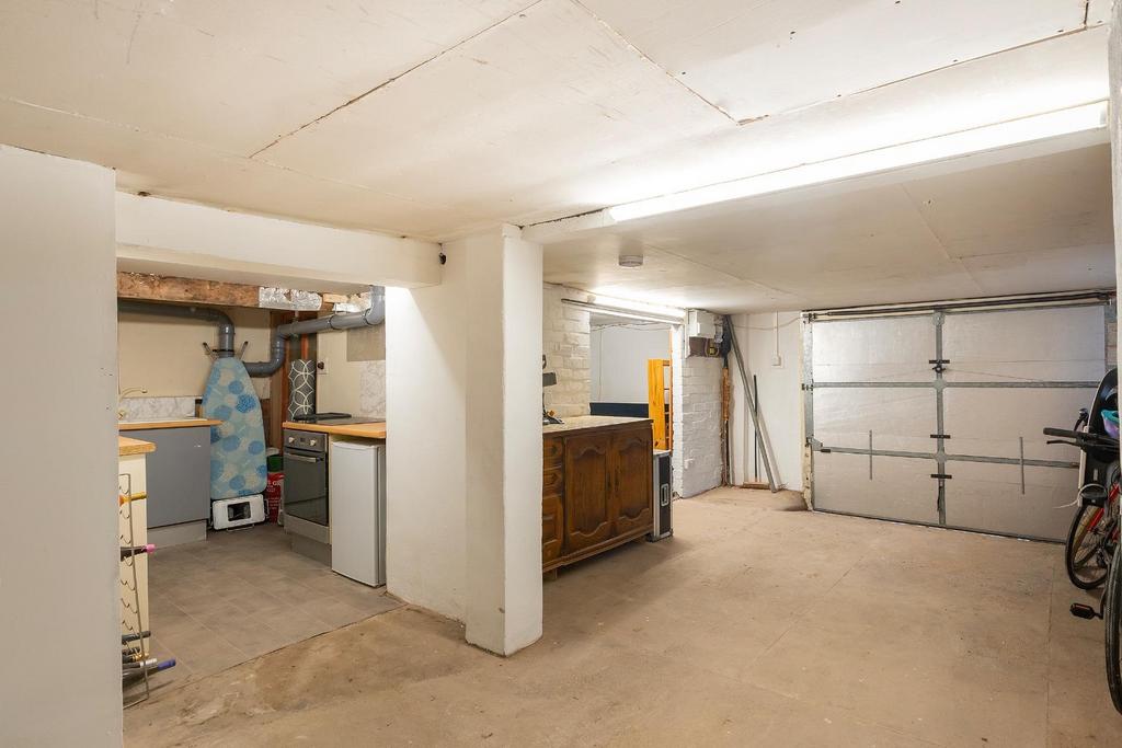 2 C2 RSA - Garage B.jpg