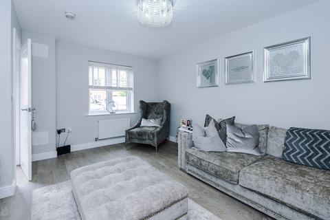 3 bedroom terraced house for sale, Commissioner Square, Paddington, WA1