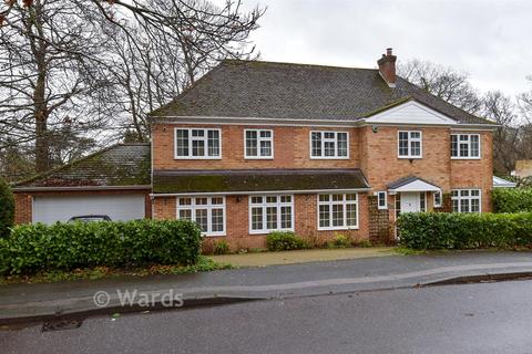 4 bedroom detached house for sale, Woodlands Road, Ditton, Kent