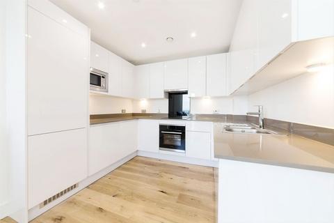 2 bedroom flat to rent, High Street, London E15