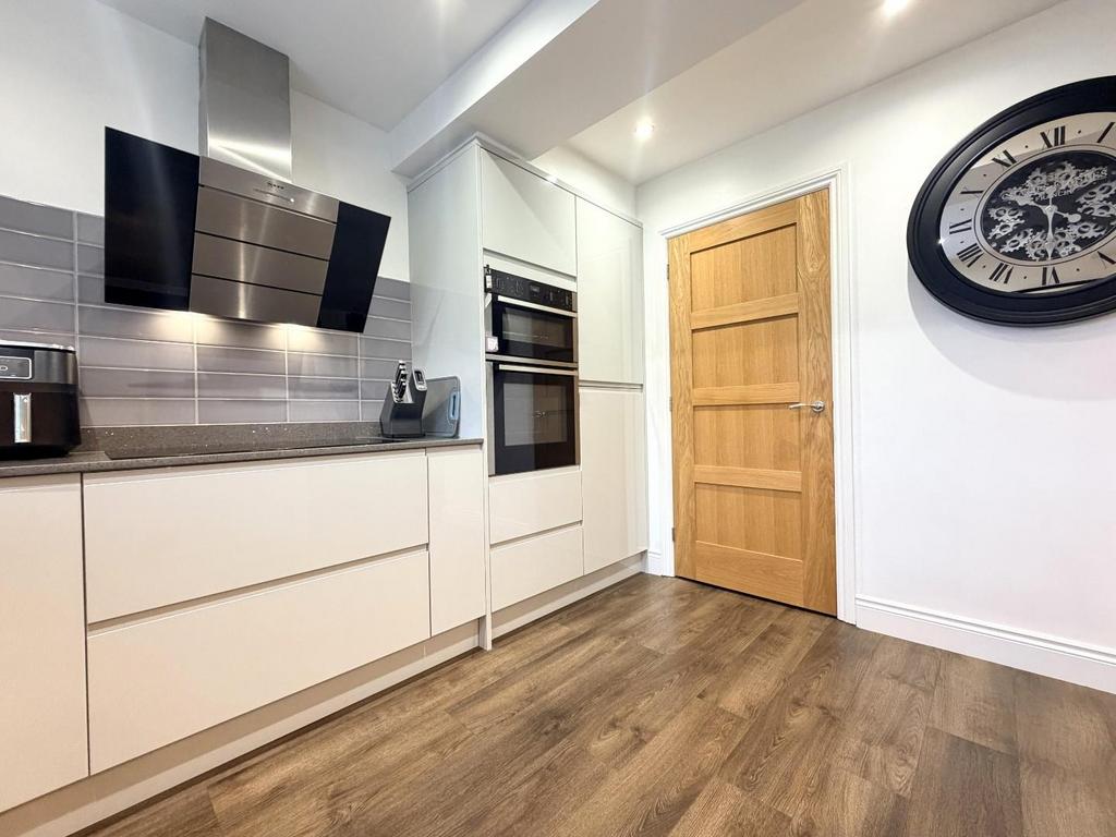 Kitchen/diner/sitting room