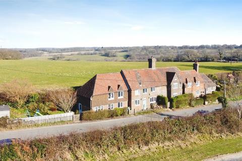 3 bedroom end of terrace house for sale, Rock Hill, Staplecross