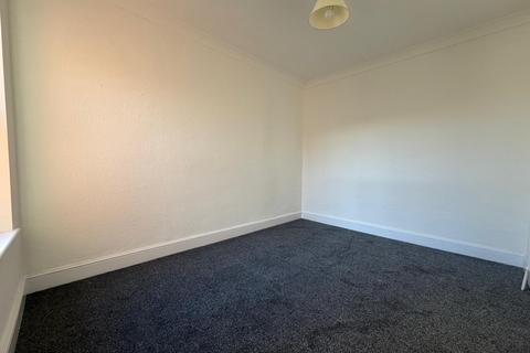 2 bedroom property to rent, South Road SO17