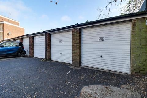 2 bedroom apartment for sale, Templewood Court, Hadleigh SS7
