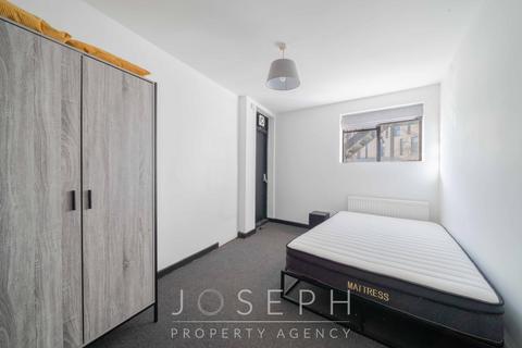 1 bedroom in a house share to rent, 136-138 Fore Street, Ipswich, IP4