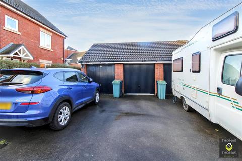 undefined, Chestnut Road, Brockworth
