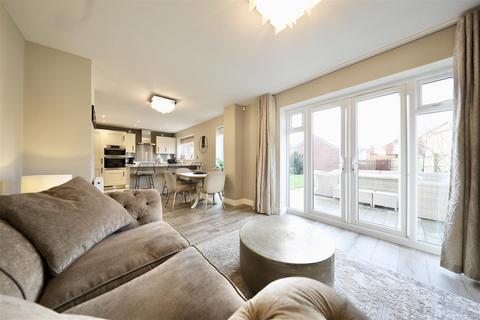 4 bedroom detached house for sale, Little Wold Lane, South Cave, Brough