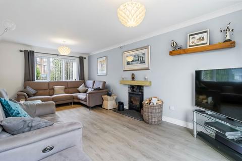 4 bedroom detached house for sale, Maple Close, Bromyard, HR7