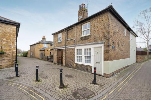 Brocas Street, Eton