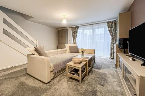 3 bedroom terraced house for sale, Essex Close, Bordon, Hampshire