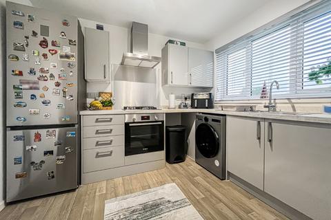 3 bedroom terraced house for sale, Essex Close, Bordon, Hampshire