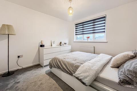 3 bedroom terraced house for sale, Essex Close, Bordon, Hampshire