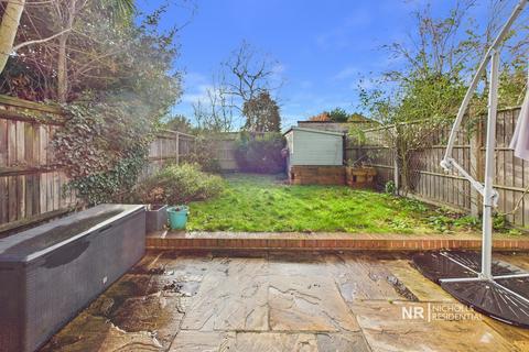 2 bedroom detached house for sale, Clayton Road, Chessington, Surrey. KT9