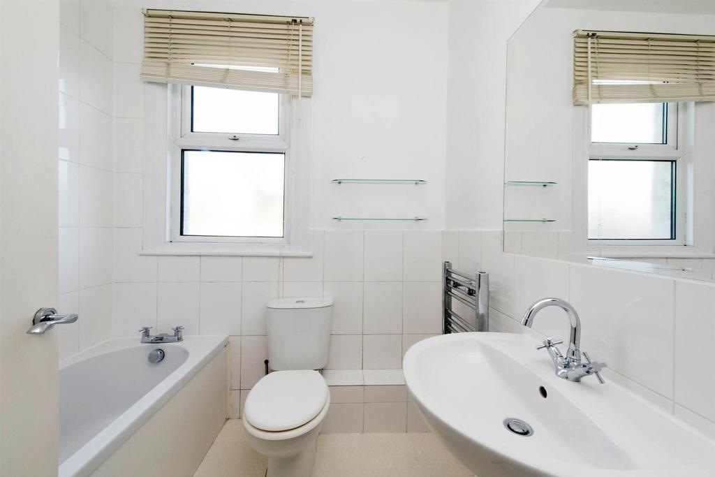 Bathroom.jpg