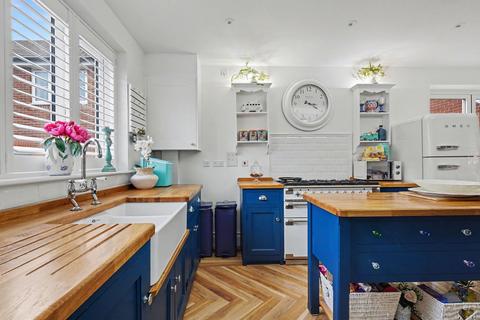 4 bedroom detached house for sale, Mason Lane, Wouldham ME1