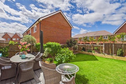 4 bedroom detached house for sale, Mason Lane, Wouldham ME1
