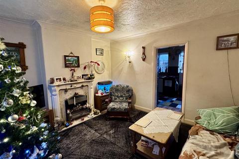 2 bedroom semi-detached house for sale, 10 Sheila Crescent, Spalding