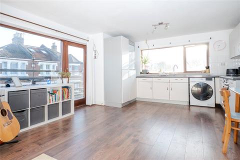 1 bedroom apartment for sale, Third Cross Road, Twickenham