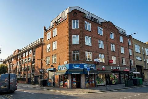3 bedroom flat for sale, Flat 33 Classic Mansions, Well Street, Hackney, London, E9 7QH