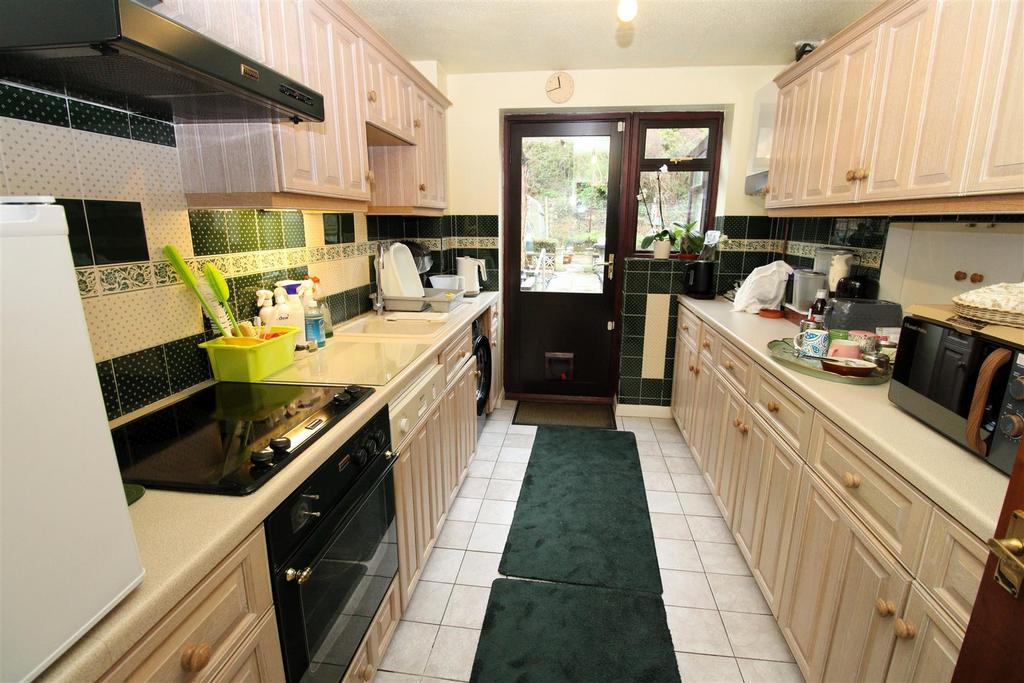 Kitchen.JPG