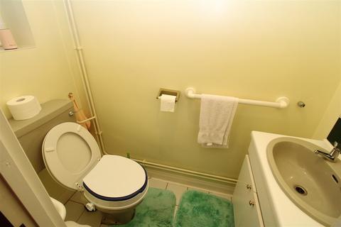 3 bedroom semi-detached house for sale, Waylands, Swanley