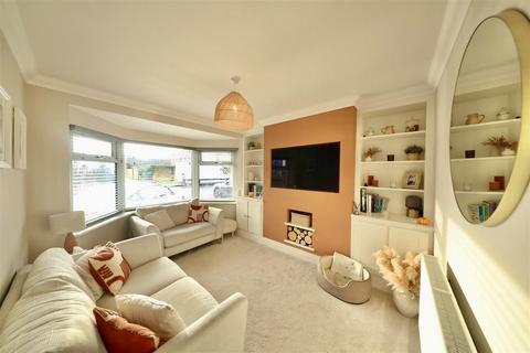 3 bedroom end of terrace house for sale, St. Marys Avenue, Hull