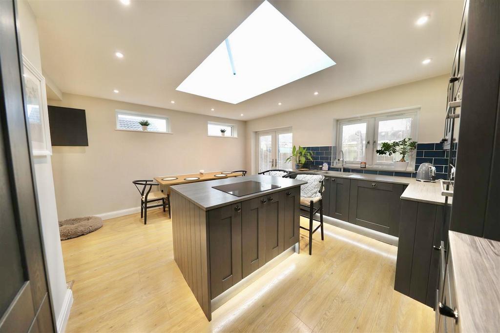 Kitchen diner