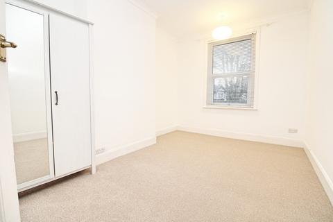 2 bedroom apartment to rent, Shakespeare Road, Worthing