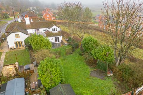 4 bedroom semi-detached house for sale, Oxford Road, Donnington, Newbury, Berkshire, RG14