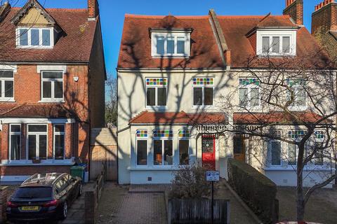 5 bedroom semi-detached house for sale, Grove Park, Cambewell, SE5