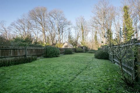 5 bedroom semi-detached house for sale, Grove Park, Cambewell, SE5