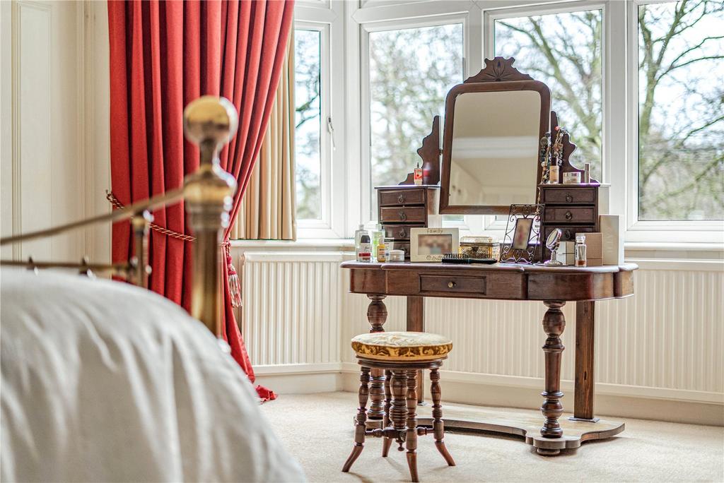 Main Bedroom