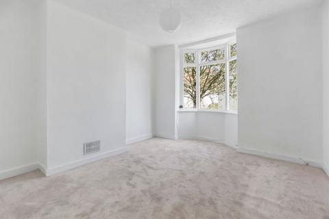 2 bedroom flat to rent, Camden Terrace, Brighton, BN1