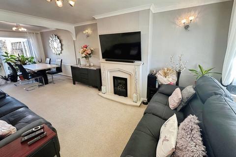 5 bedroom semi-detached house for sale, Highfields, Brackla, Bridgend, CF31
