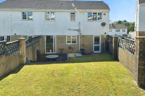 5 bedroom semi-detached house for sale, Highfields, Brackla, Bridgend, CF31