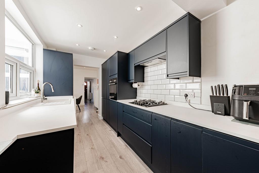 Kitchen (1)
