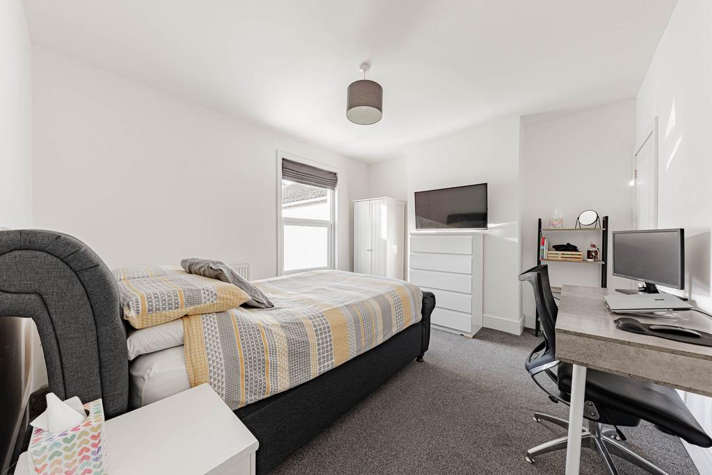 Bedroom Two (2)